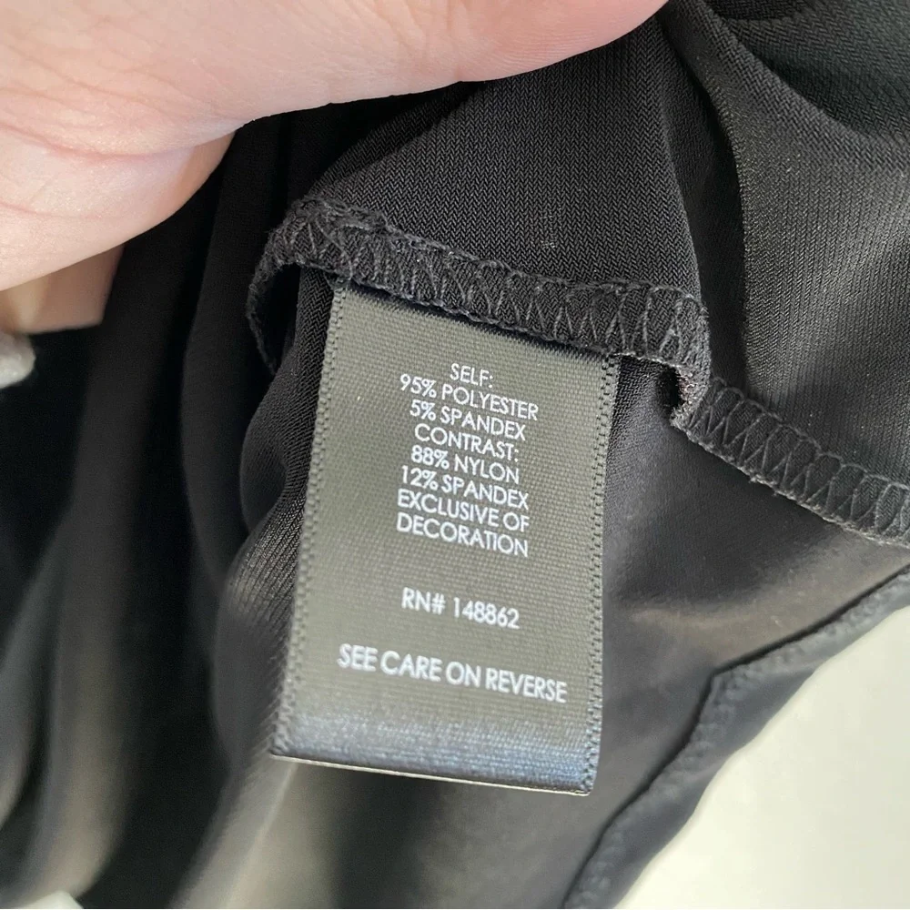 Torrid Lace Detail Sleeveless Top - Picture 4 of 4